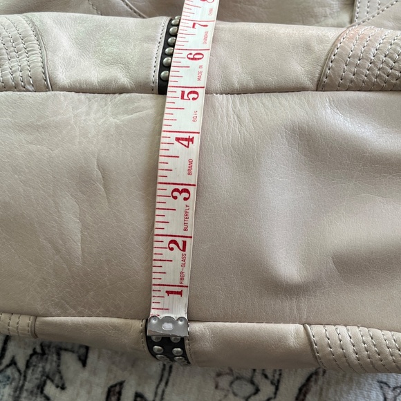 Alain Manoukian leather tote, two-way, satchel and cross-body, shoulder bag. - Picture 16 of 16